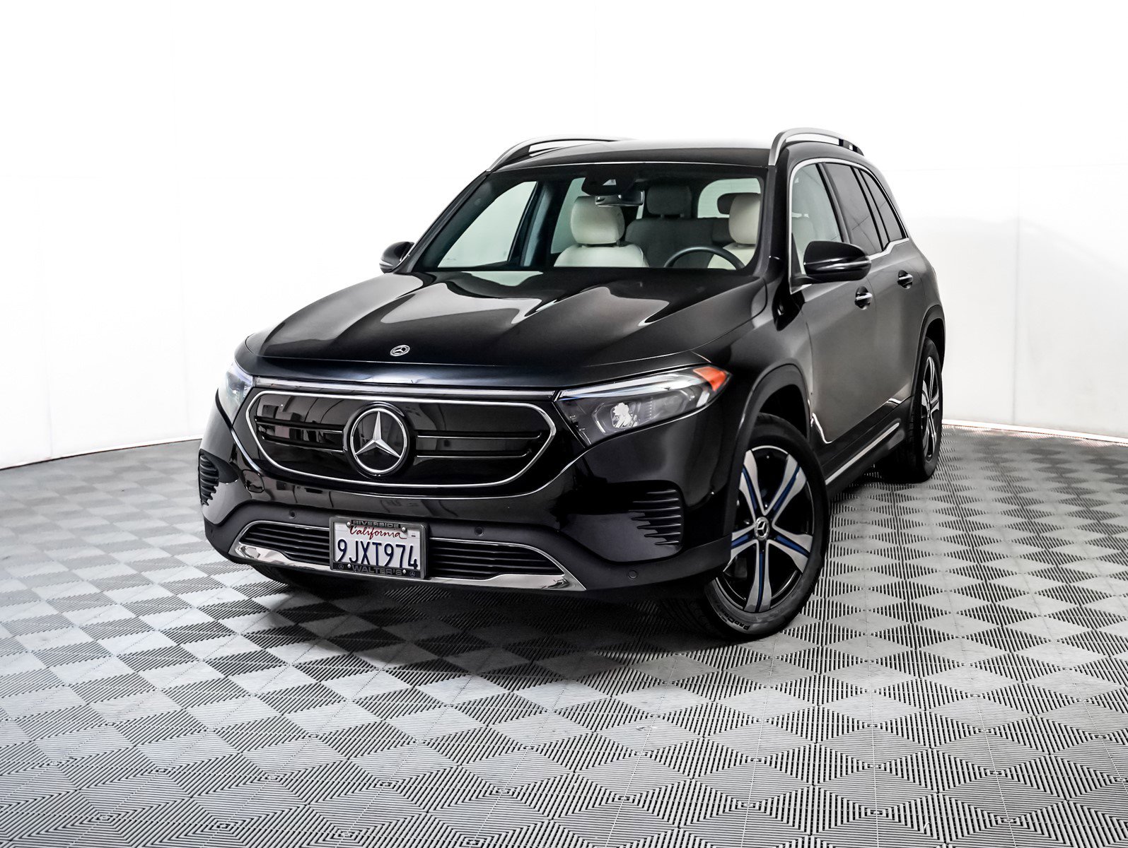 2023 Mercedes-Benz EQB