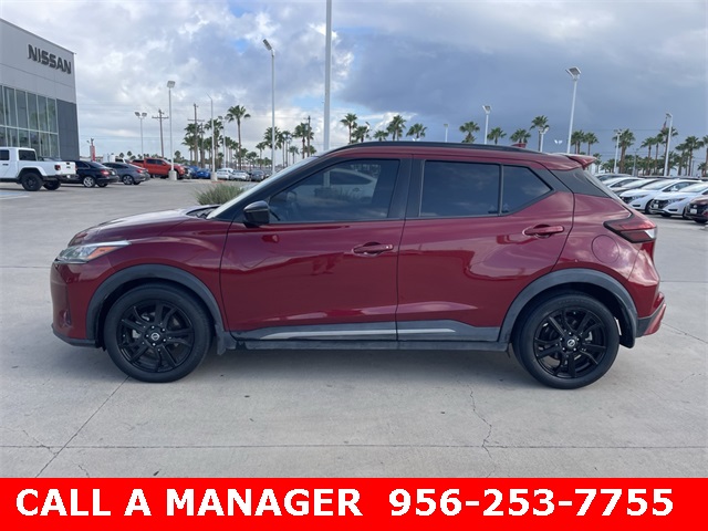 2021 Nissan Kicks SR photo 2