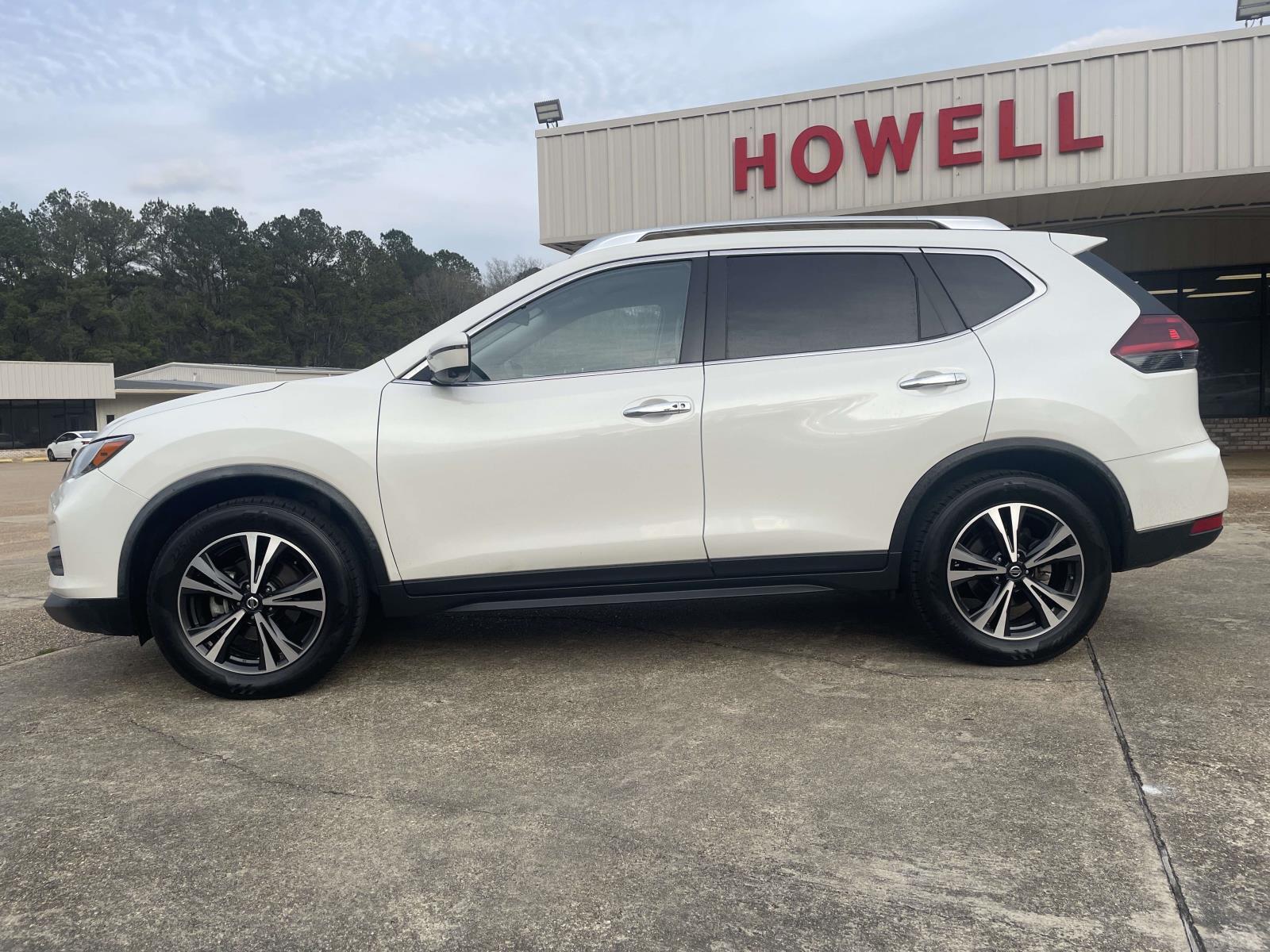 Used 2020 Nissan Rogue SV with VIN JN8AT2MT9LW031264 for sale in Summit, MS