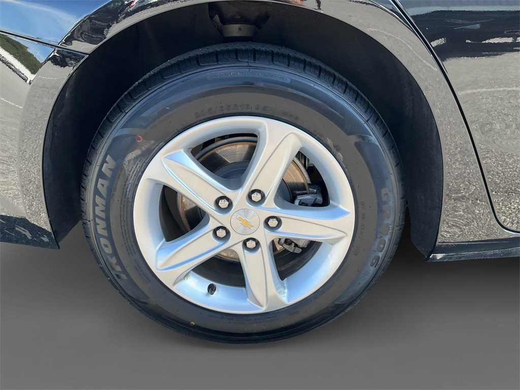 2024 Chevrolet Malibu 1LT photo 9