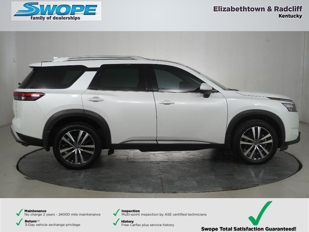 2025 Nissan Pathfinder Platinum photo 2