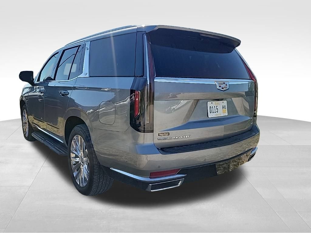 2024 Cadillac Escalade Premium Luxury photo 2