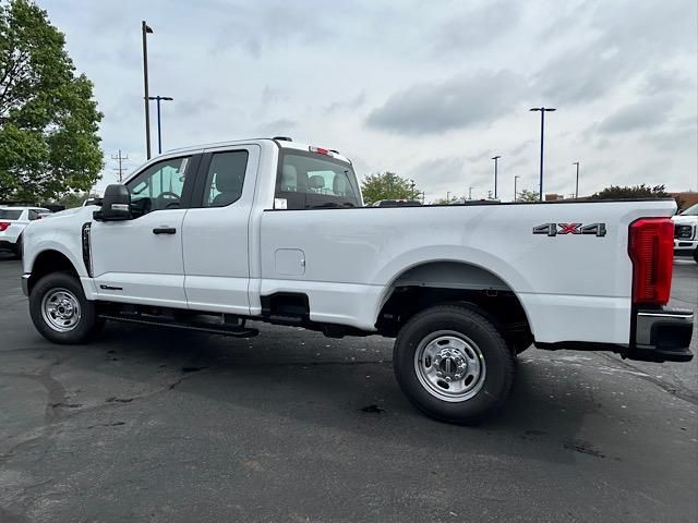 2025 Ford F-250 XL photo 5