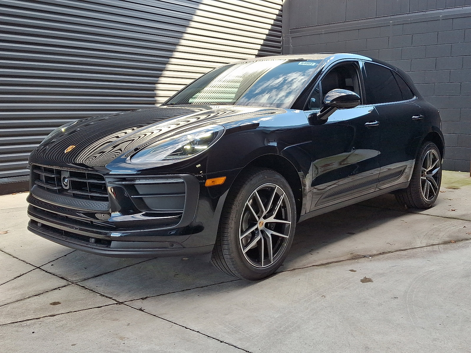 2026 Porsche Macan Base