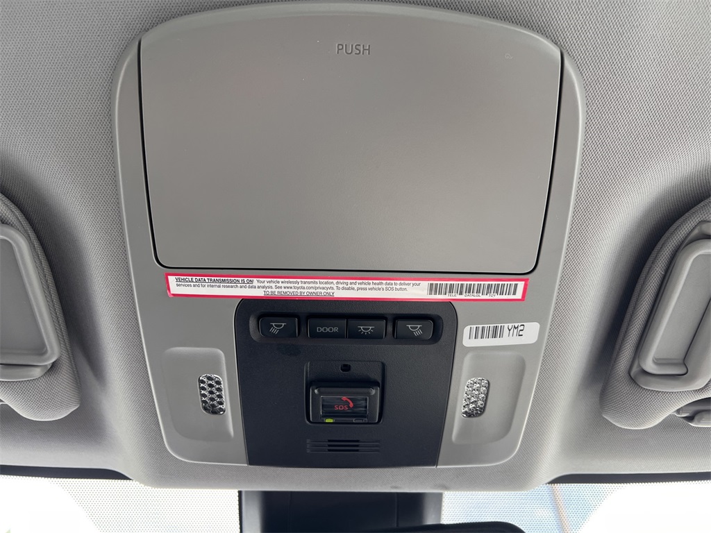2023 Toyota Camry XSE photo 33