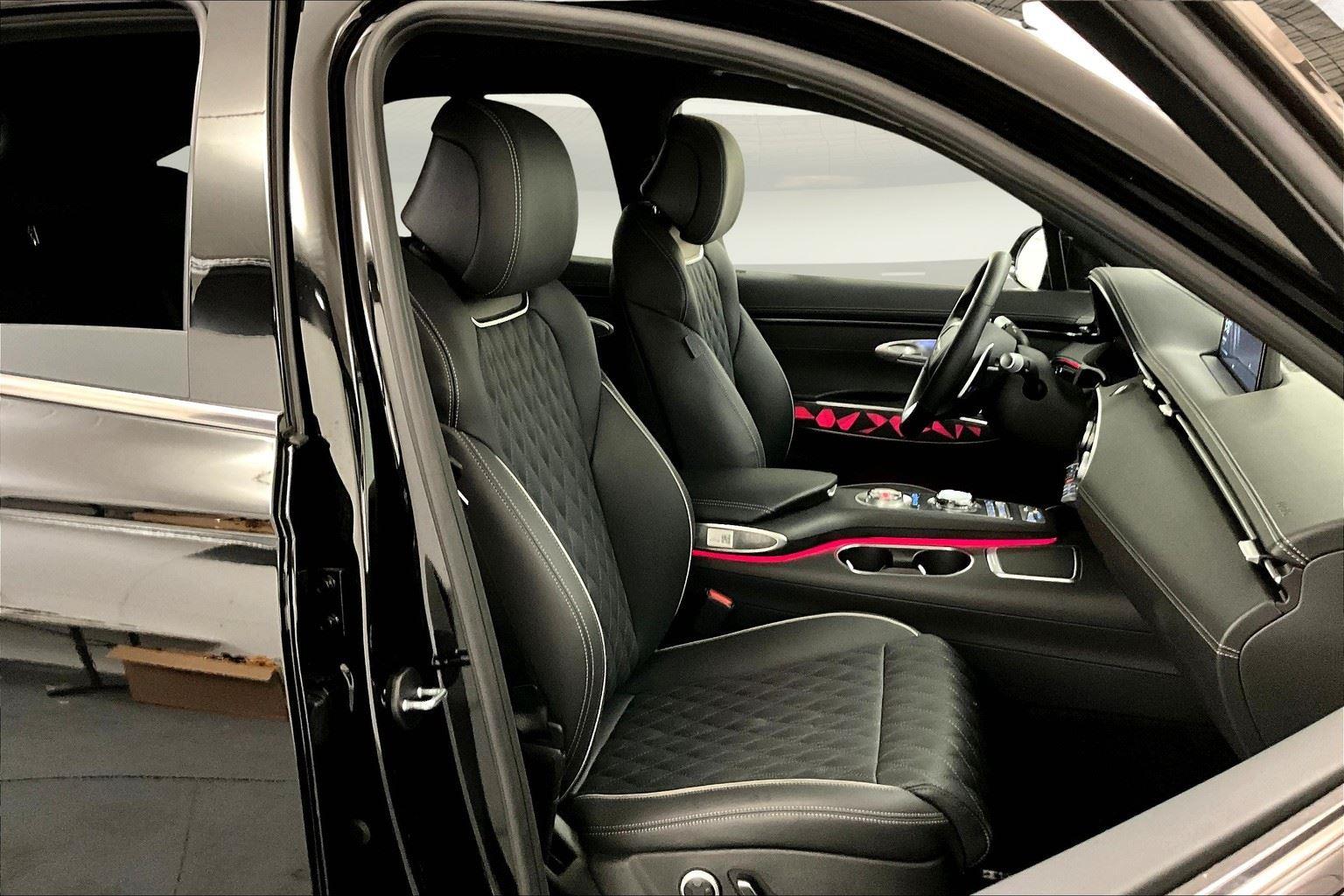 2025 Genesis GV70 3.5T Sport photo 8