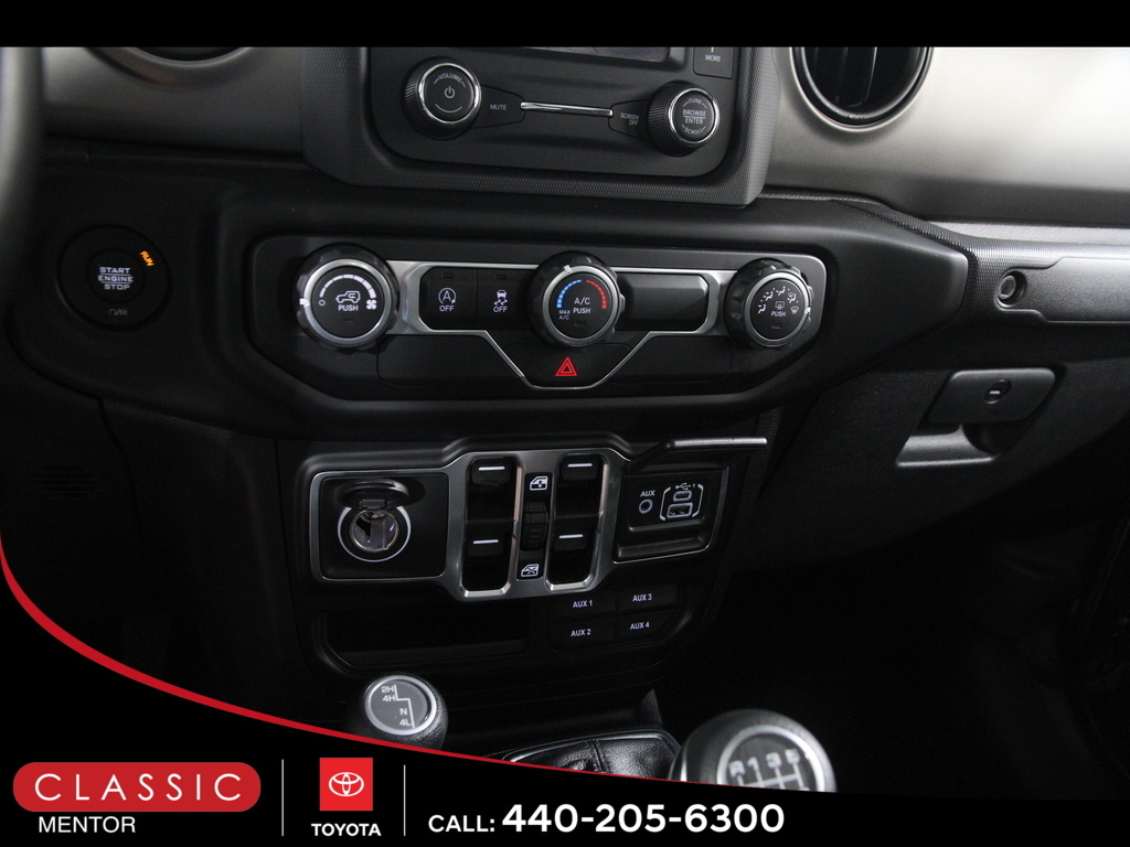 2020 Jeep Gladiator Sport photo 13