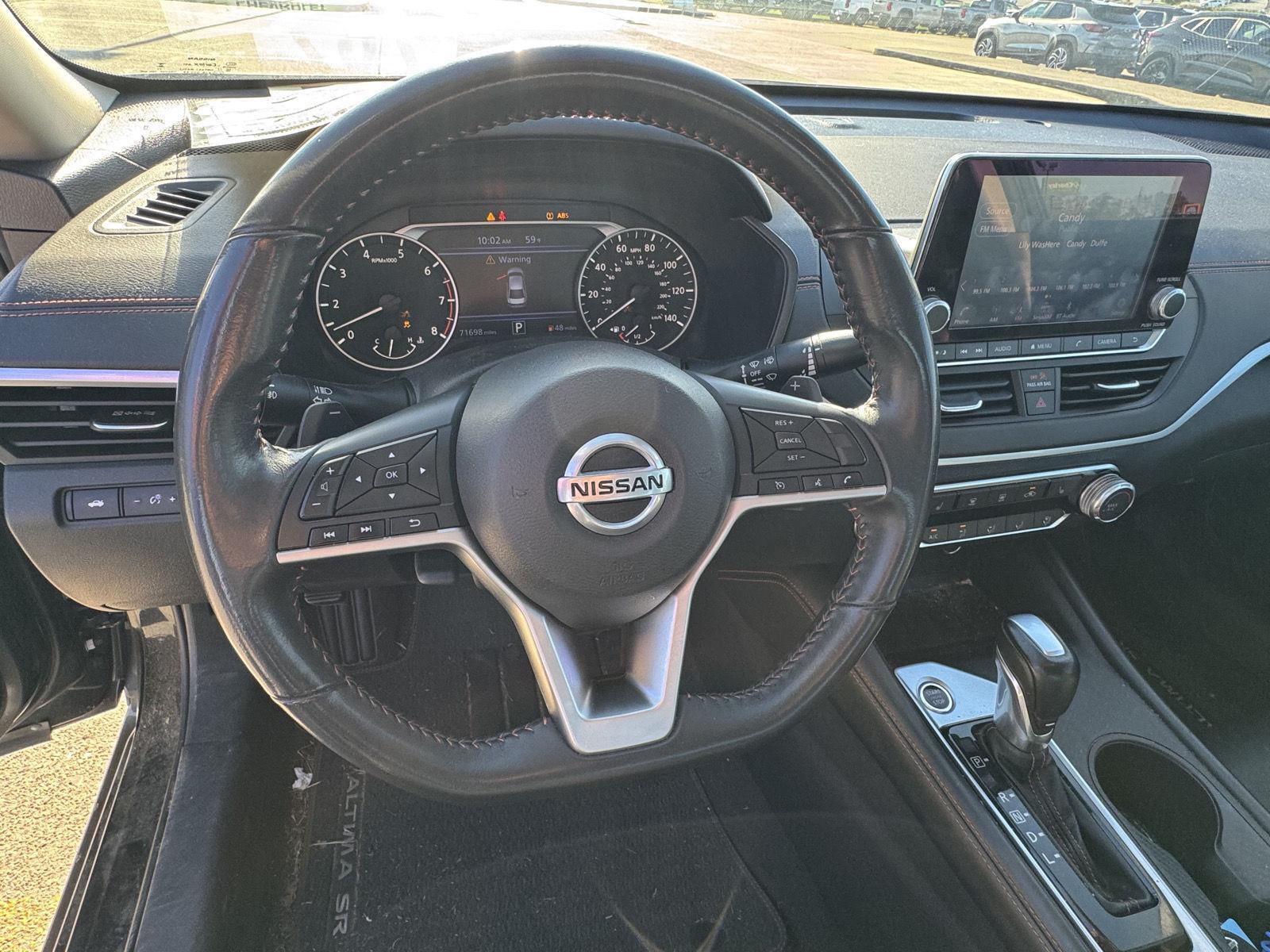 2022 Nissan Altima 2.5 SR photo 2