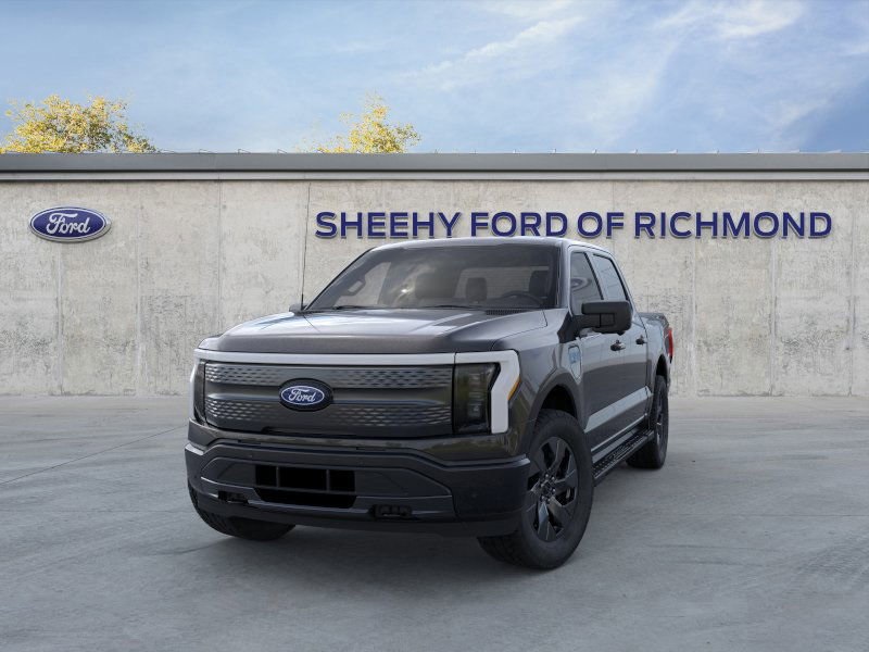 2025 Ford F-150 Lightning photo 3