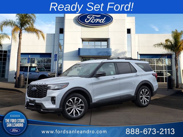 2026 Ford Explorer ST-LINE's photo
