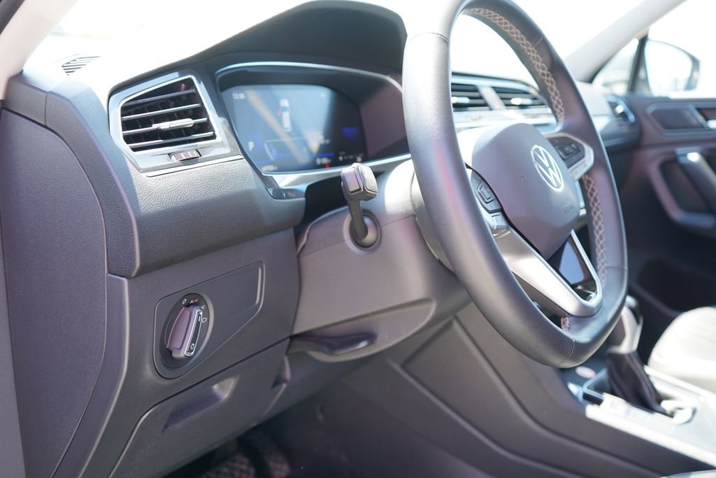 2024 Volkswagen Tiguan SE Wolfsburg Edition photo 9
