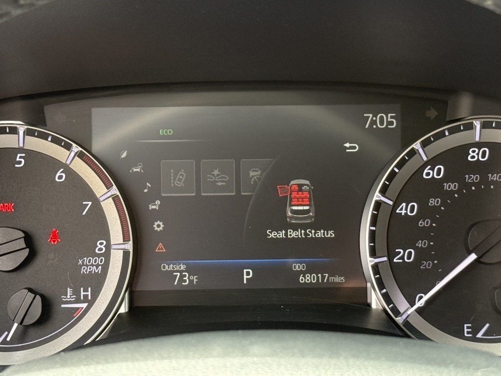 2023 Toyota Highlander XLE photo 25