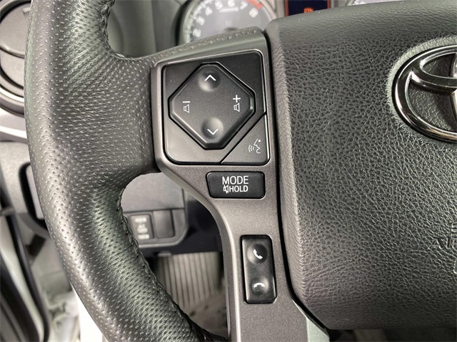 2021 Toyota Tacoma TRD Pro V6 photo 14