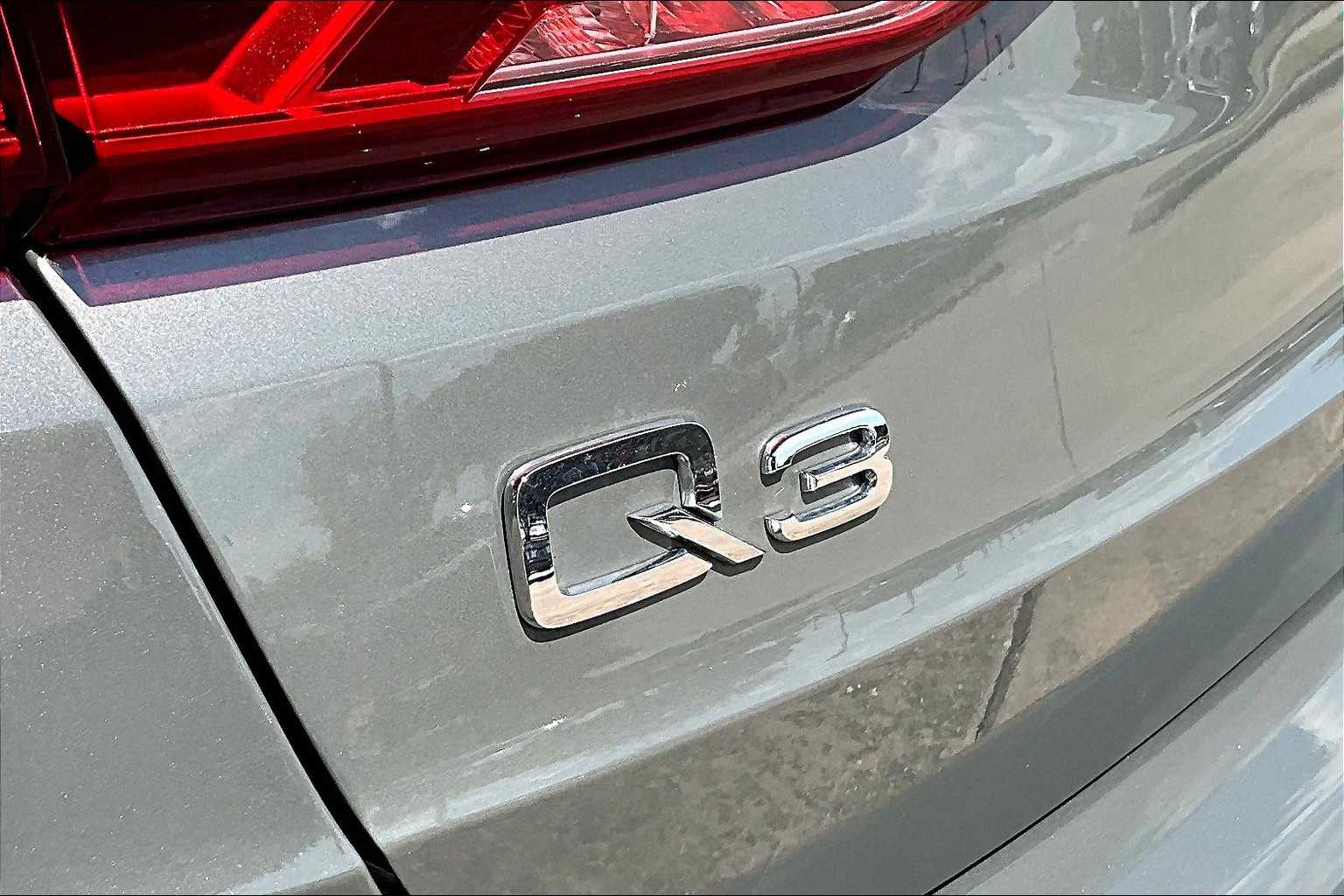 2023 Audi Q3 S line Premium photo 27