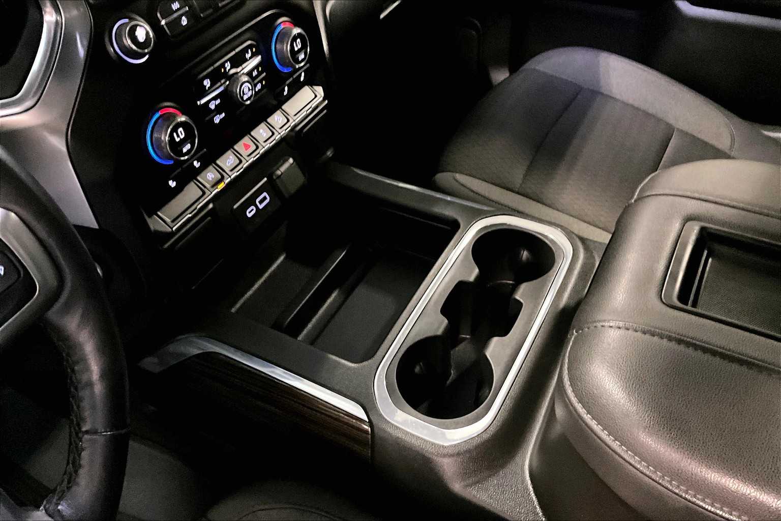 2022 Chevrolet Silverado 1500 RST photo 19