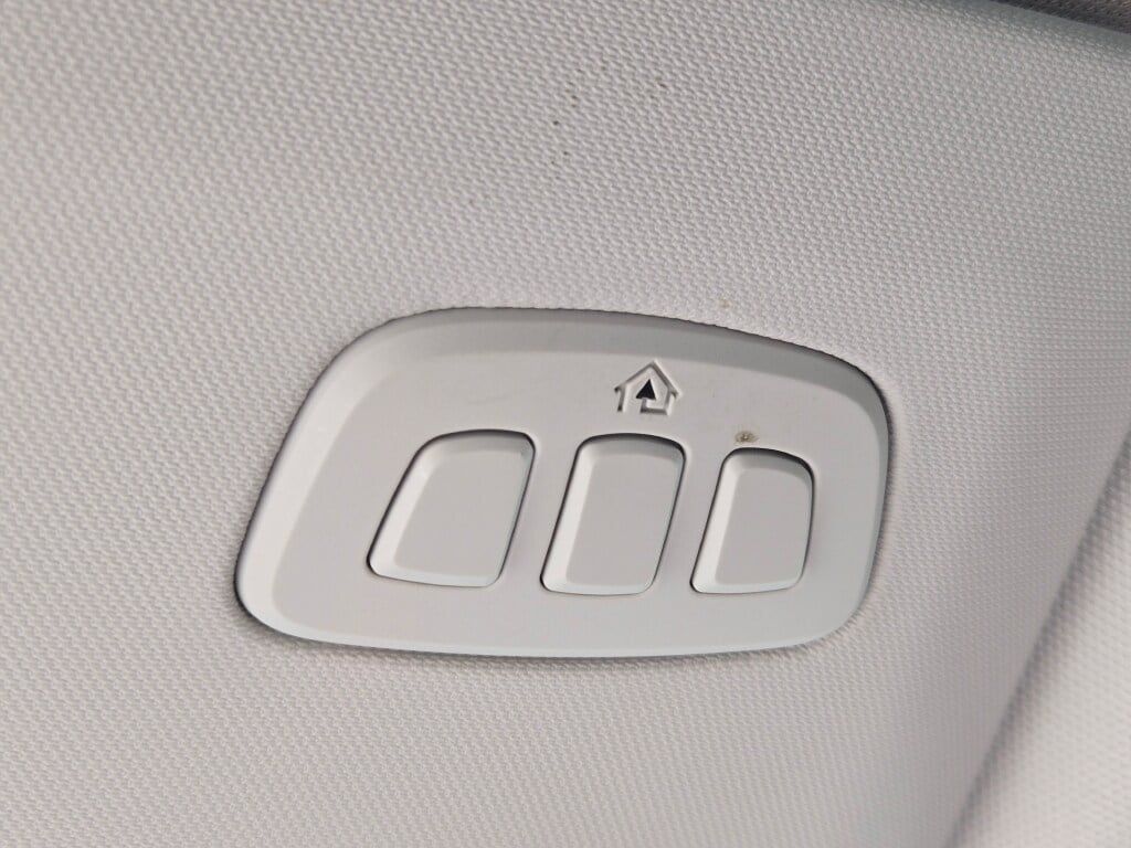 2024 Ford Mustang Mach-E Premium photo 24