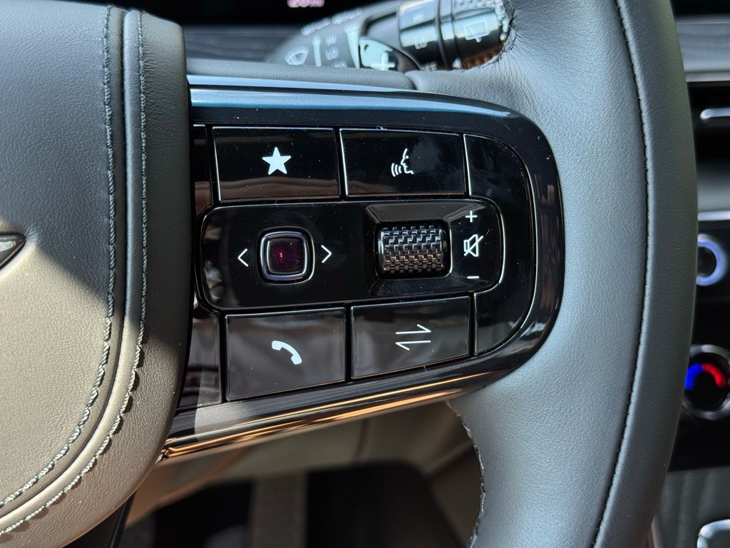 2026 Genesis GV80 3.5T Prestige AWD photo 28