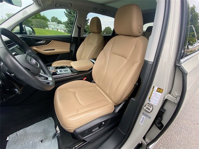 2021 Audi Q7 55 Premium Plus photo 3