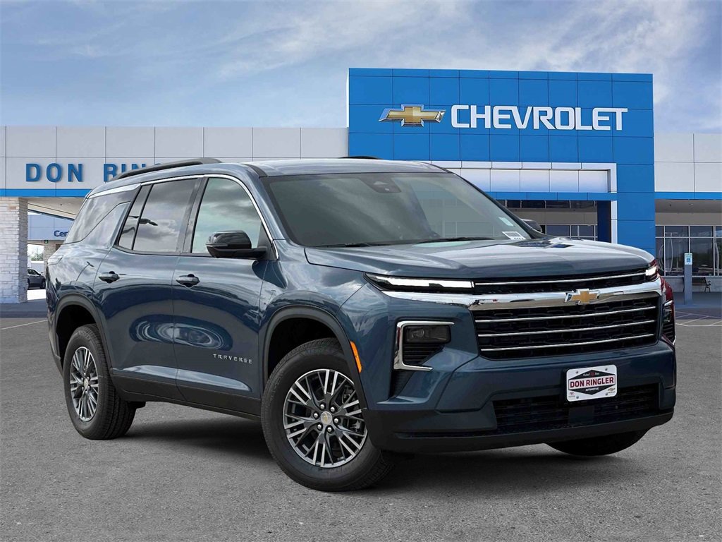2026 Chevrolet Traverse LT's photo