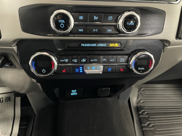 2022 Ford F-350 photo 28