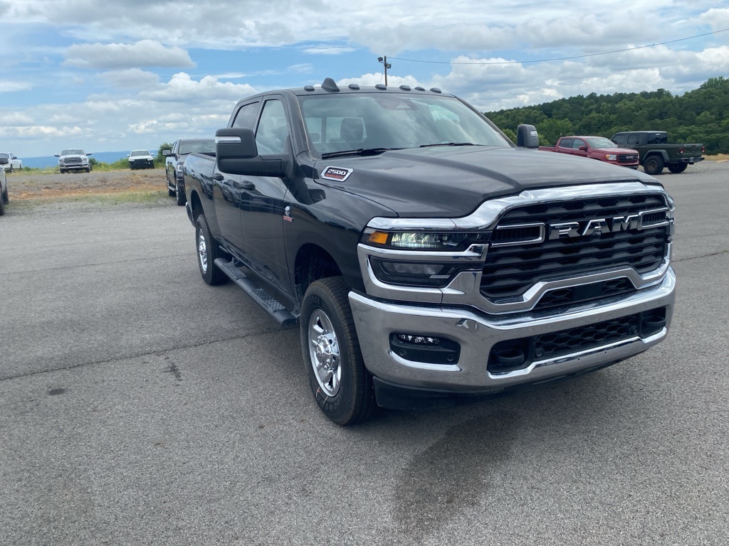 2025 Ram 2500 Tradesman photo 3