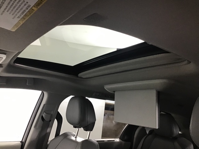 2022 Toyota Sienna Limited photo 10