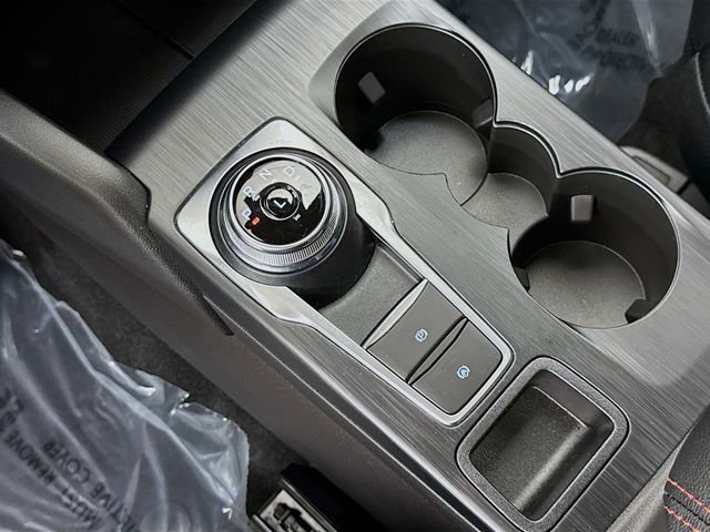 2025 Ford Escape Hybrid ST-Line photo 14
