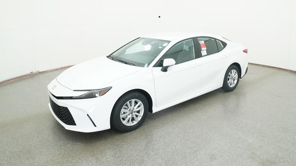 2026 Toyota Camry LE's photo