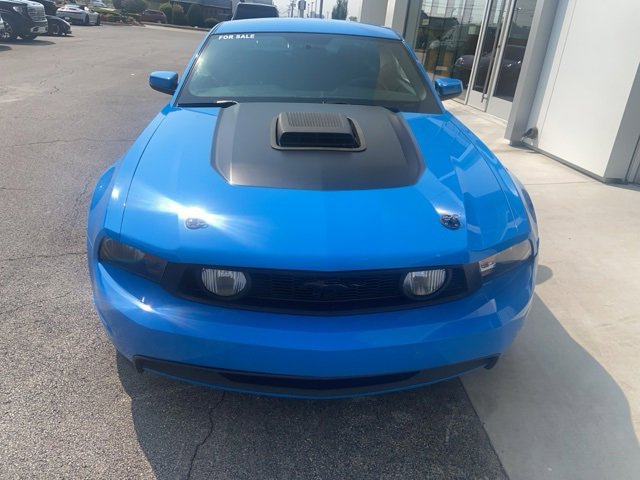 2010 Ford Mustang GT photo 3