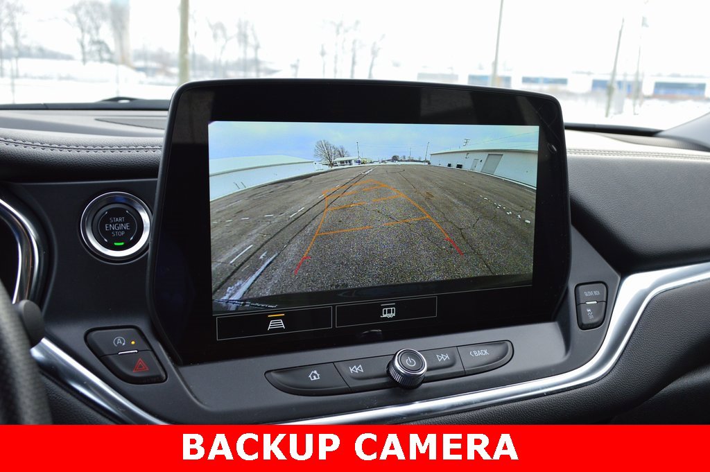 2025 Chevrolet Blazer 2LT photo 2