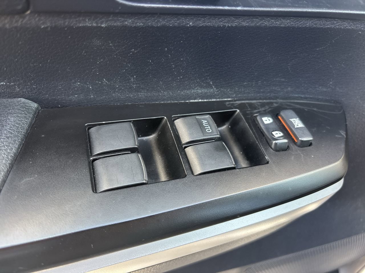 2016 Toyota Tundra SR5 photo 16