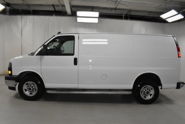 2023 Gmc Savana Cargo 2500 photo 6