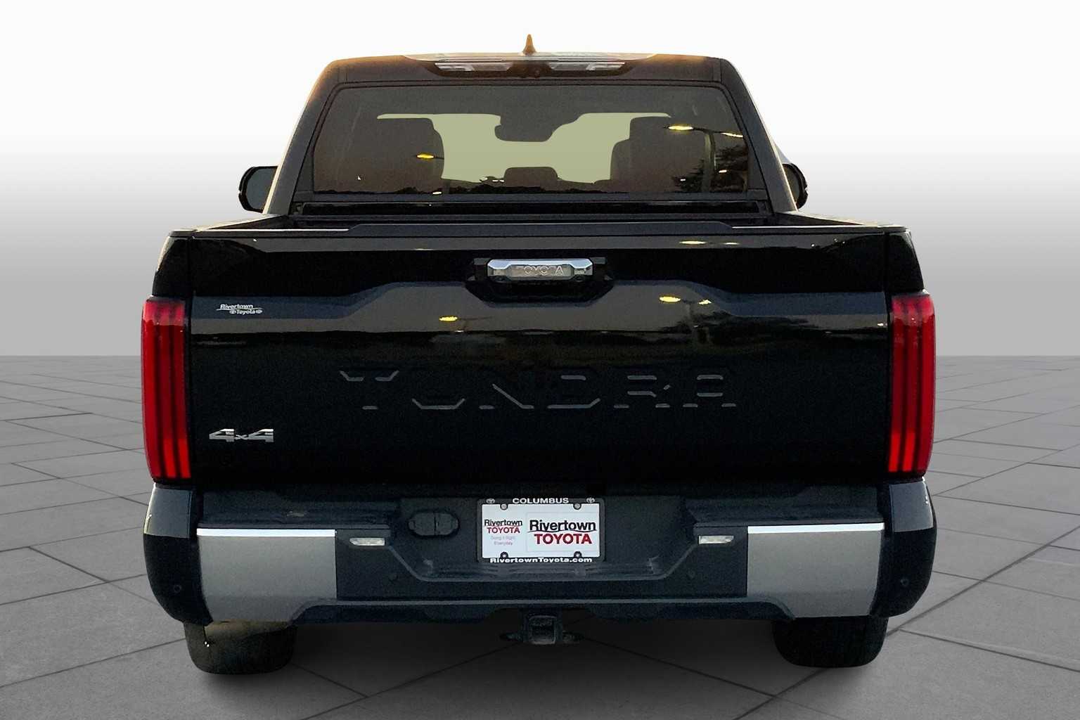 2023 Toyota Tundra Limited photo 4