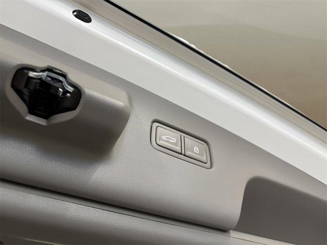 2026 Hyundai Palisade Limited photo 23