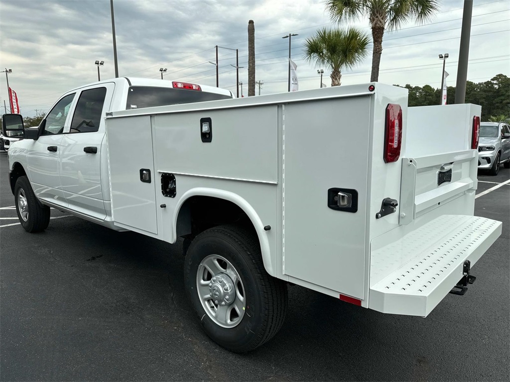 2024 Ram 2500 Tradesman photo 4