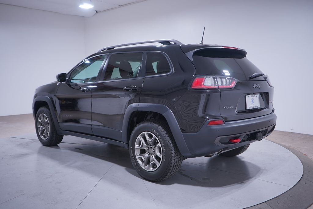 2020 Jeep Cherokee Trailhawk photo 2