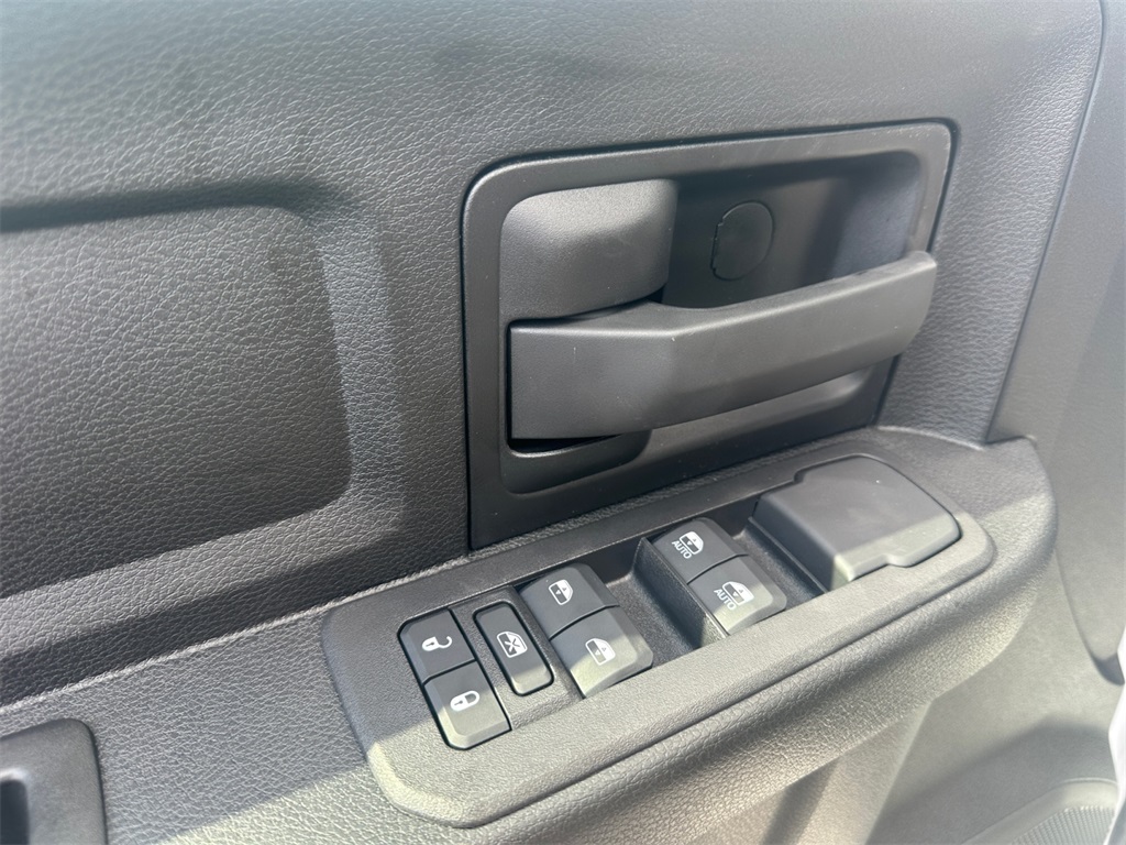 2025 Ram 5500 Tradesman photo 23