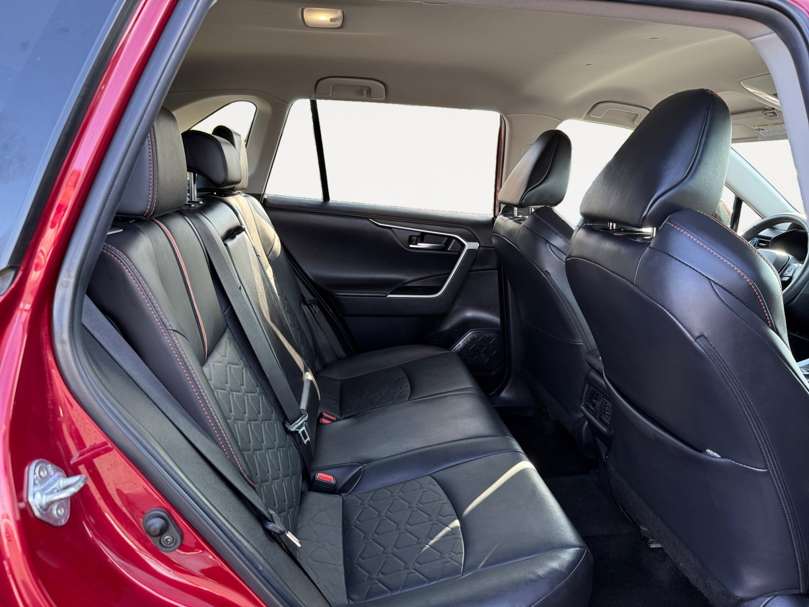 2023 Toyota RAV4 Adventure photo 17