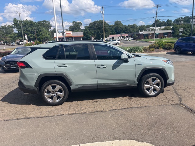 2021 Toyota RAV4 Hybrid XLE Premium photo 18