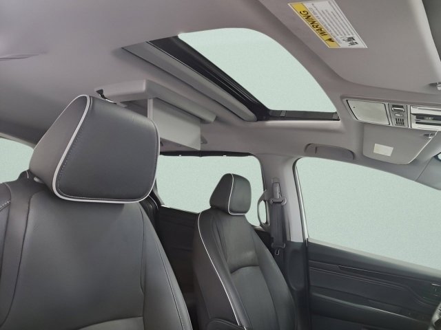 2024 Honda Odyssey Elite photo 8