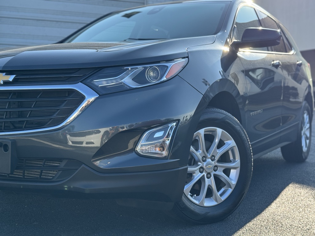 2020 Chevrolet Equinox LT photo 4