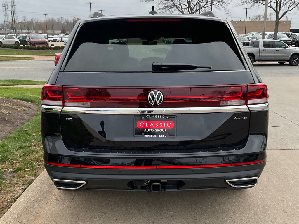 2026 Volkswagen Atlas SE Technology photo 4