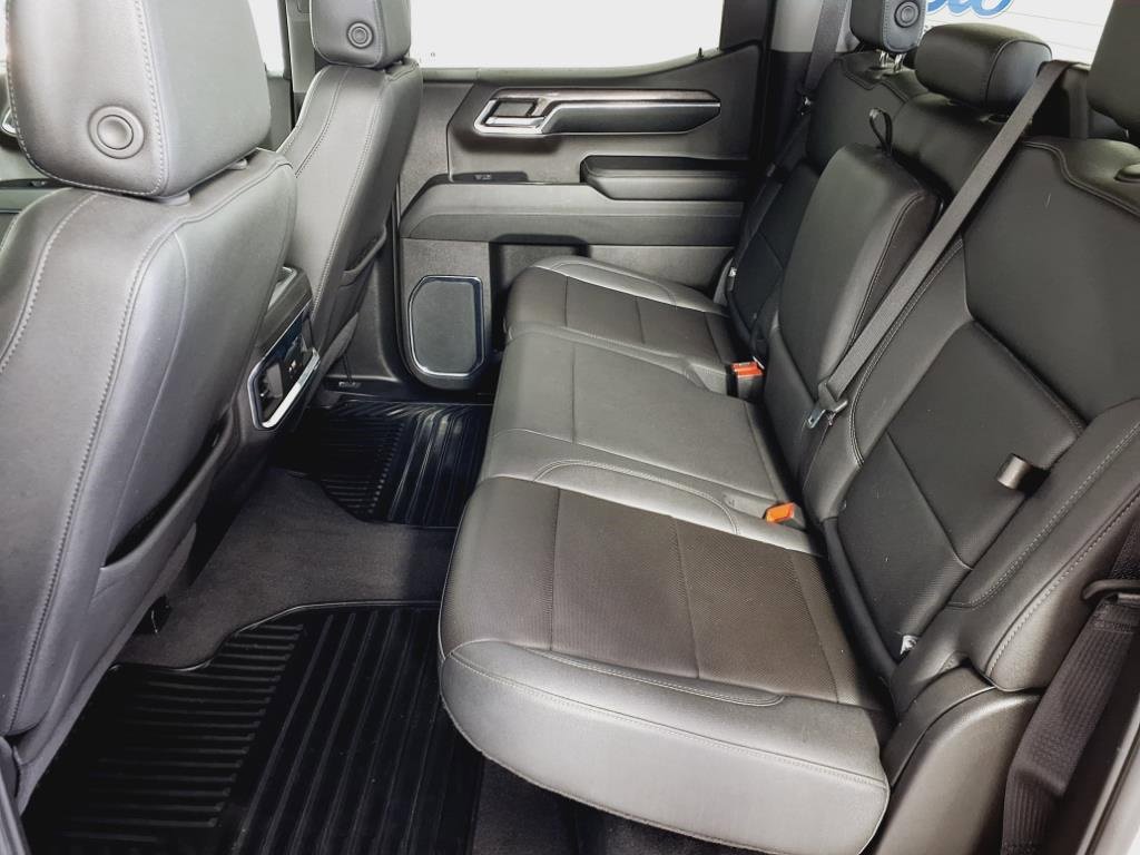 2024 Chevrolet Silverado 1500 LTZ photo 19