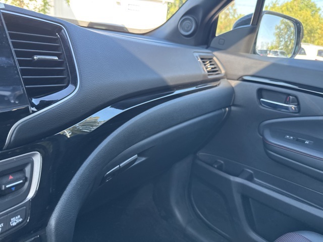 2023 Honda Ridgeline Black Edition photo 27
