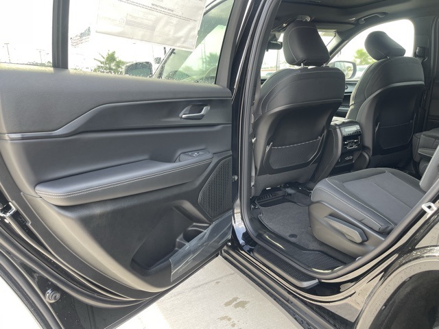 2025 Jeep Grand Cherokee Laredo X photo 16