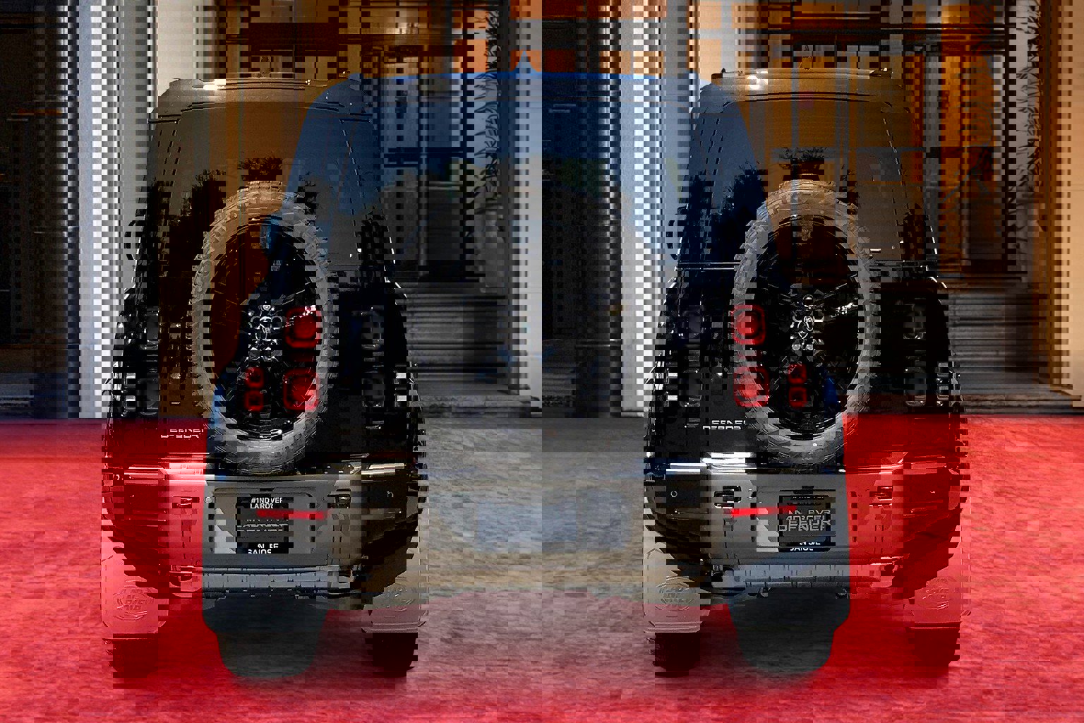 2025 Land Rover Defender 90 X-Dynamic SE photo 3