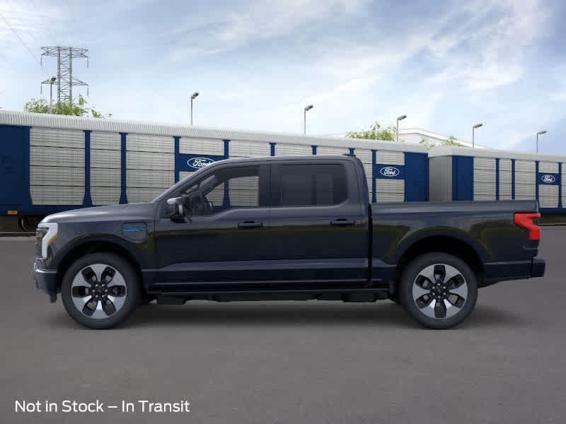 2025 Ford F-150 Lightning Platinum photo 3