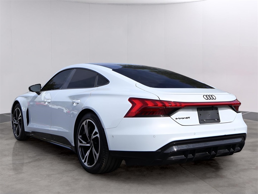2023 Audi e-tron GT Prestige photo 7