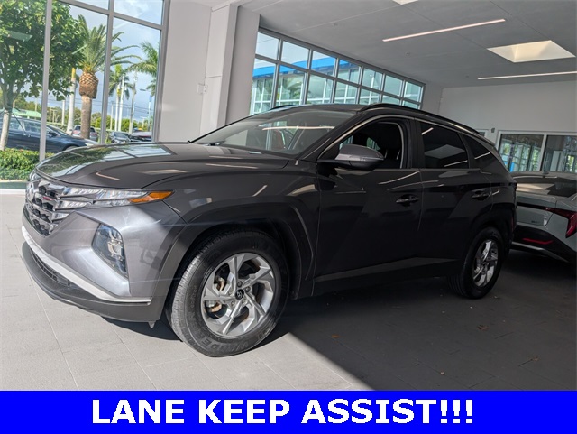 2022 Hyundai Tucson SEL photo 3