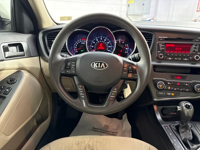 2013 Kia Optima LX photo 12